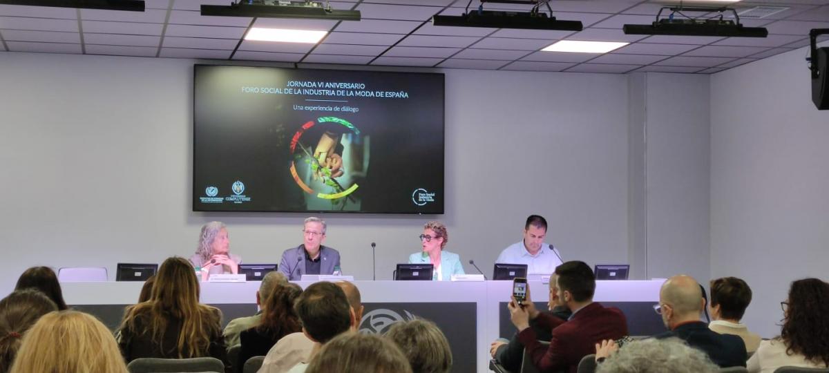 El Foro Social de la Industria de la Moda de España celebra su VI aniversario.