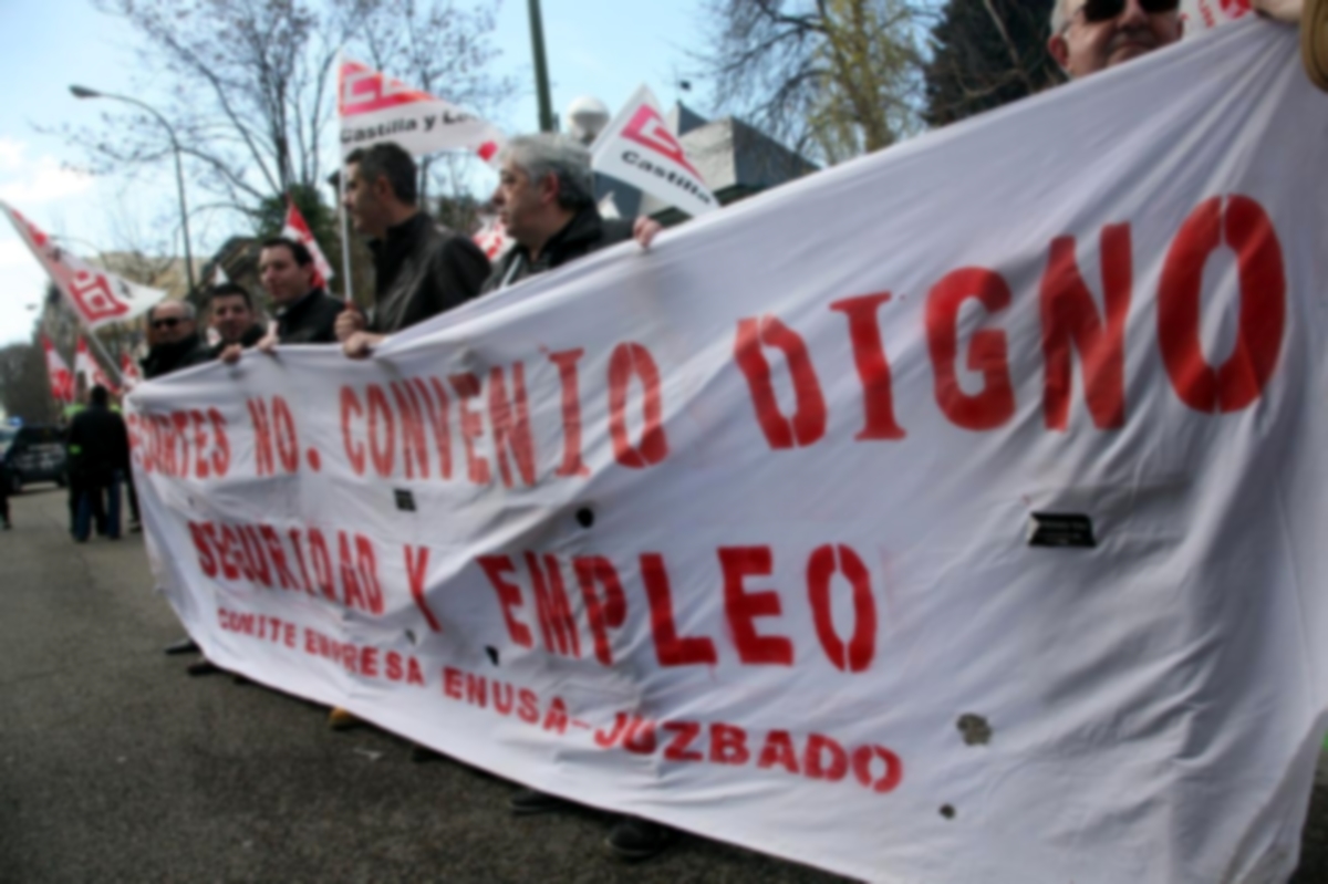 Trabajadores de ENUSA en una movilización por un convenio digno. Foto de archivo