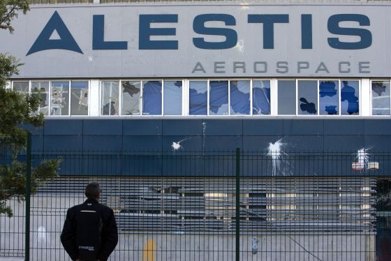 Concentraciones a las puertas factoría Alestis