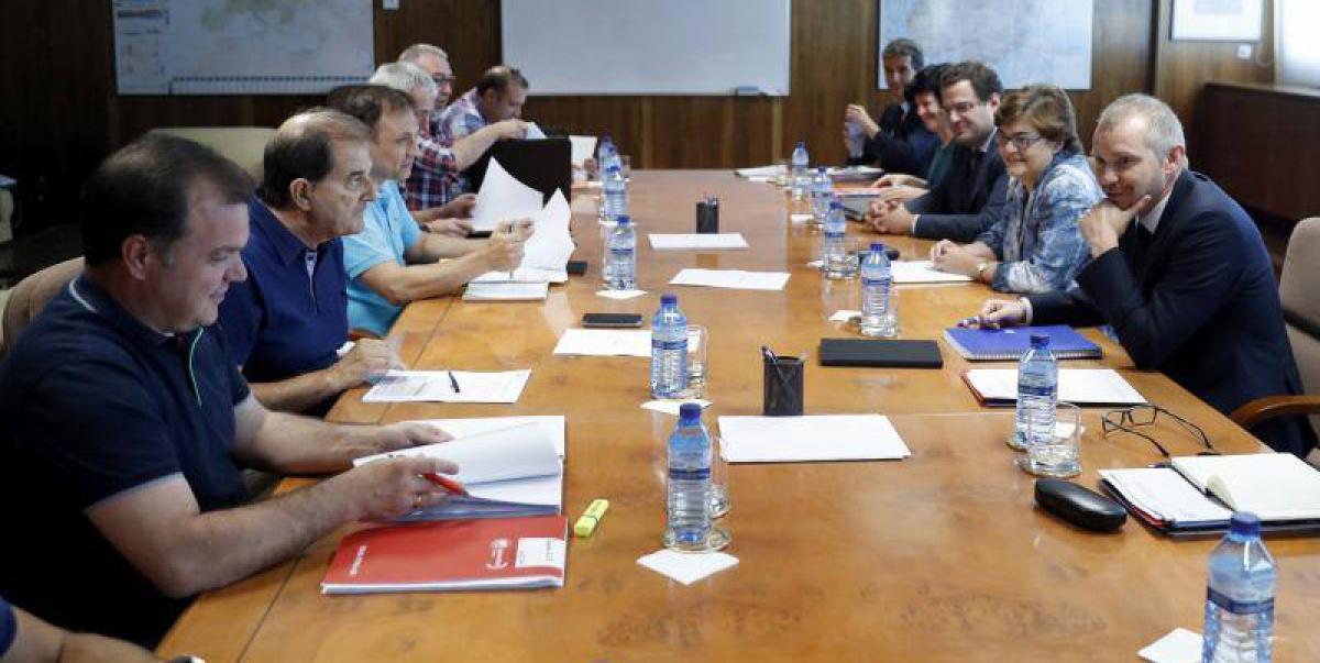 La última reunión de los sindicatos con Daniel Navia se celebró el pasado mes de julio